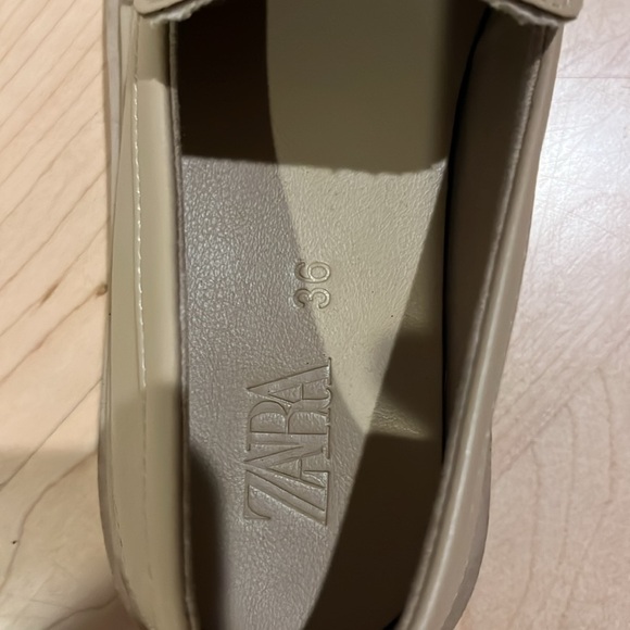 Zara Mary Jane flats - Picture 3 of 4